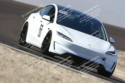 media/Nov-08-2025-Speed Ventures (Sat) [[1c7a6332f5]]/TC A/Session 2 (Turn 2)/